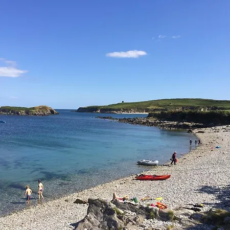 Sandycove House Bed & Breakfast Отель типа 